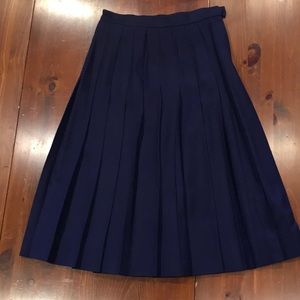 Pleated skirt